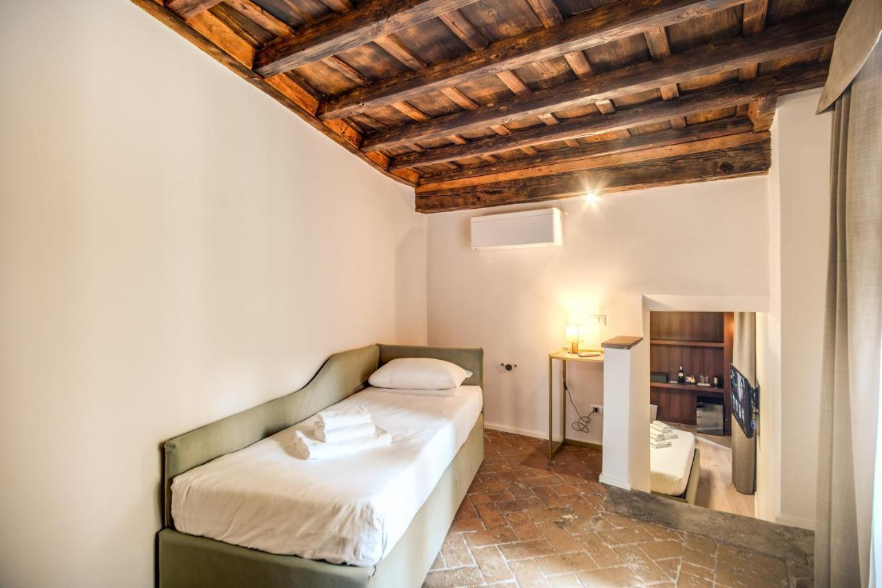 Capranica Private Suites Roma Dış mekan fotoğraf